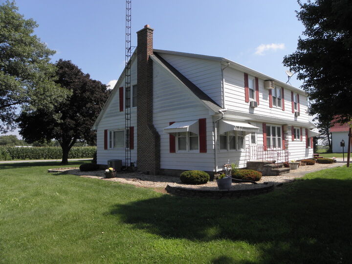 Property Photo: 4060 S Old Mazon Road IL 60444