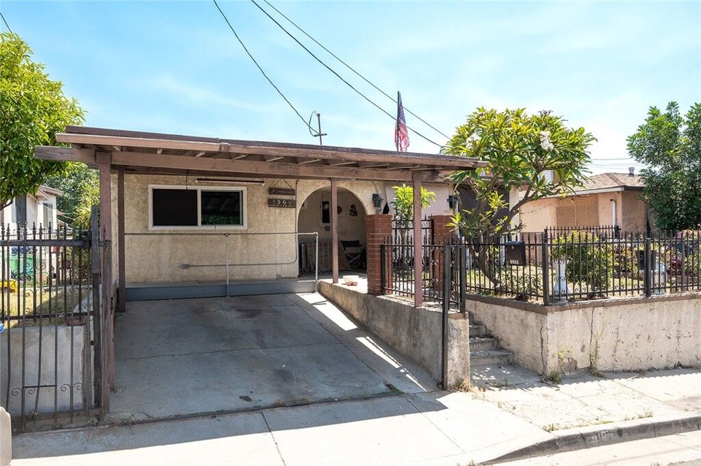 Property Photo: 1006 Van Pelt Avenue CA 90063