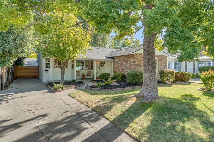 Property Photo:  1268 8th Avenue  CA 95818 