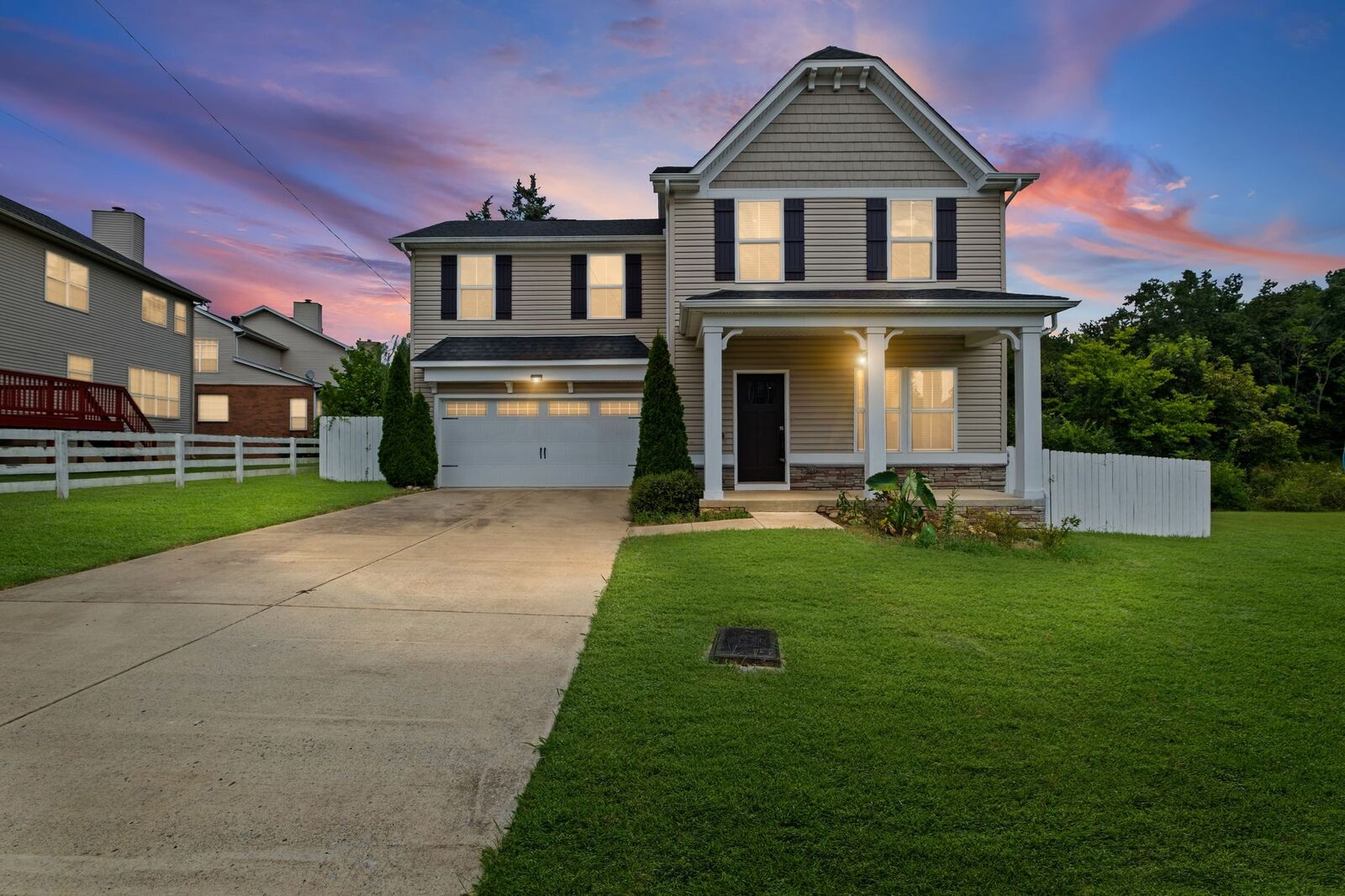 Property Photo: 5005 Mooregate Dr TN 37013