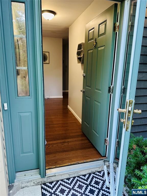 Property Photo:  10 New Bedford Road H  NJ 07480 