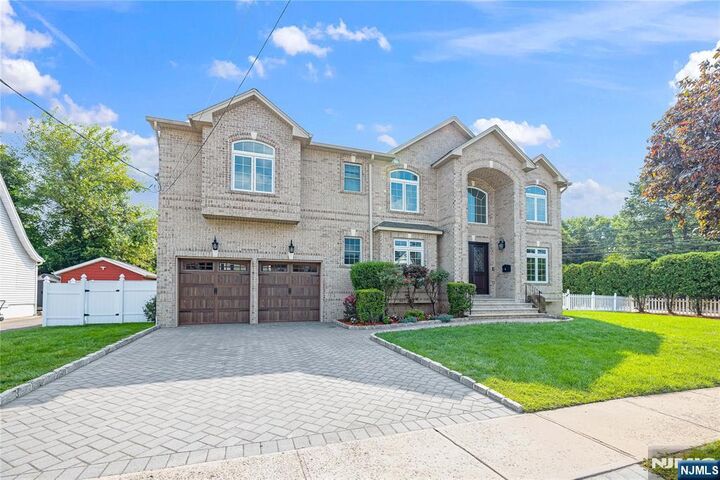 Property Photo:  4 Holland Avenue  NJ 07627 