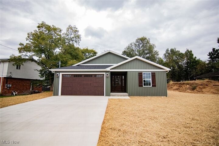 Property Photo:  3010 9th Avenue  WV 26105