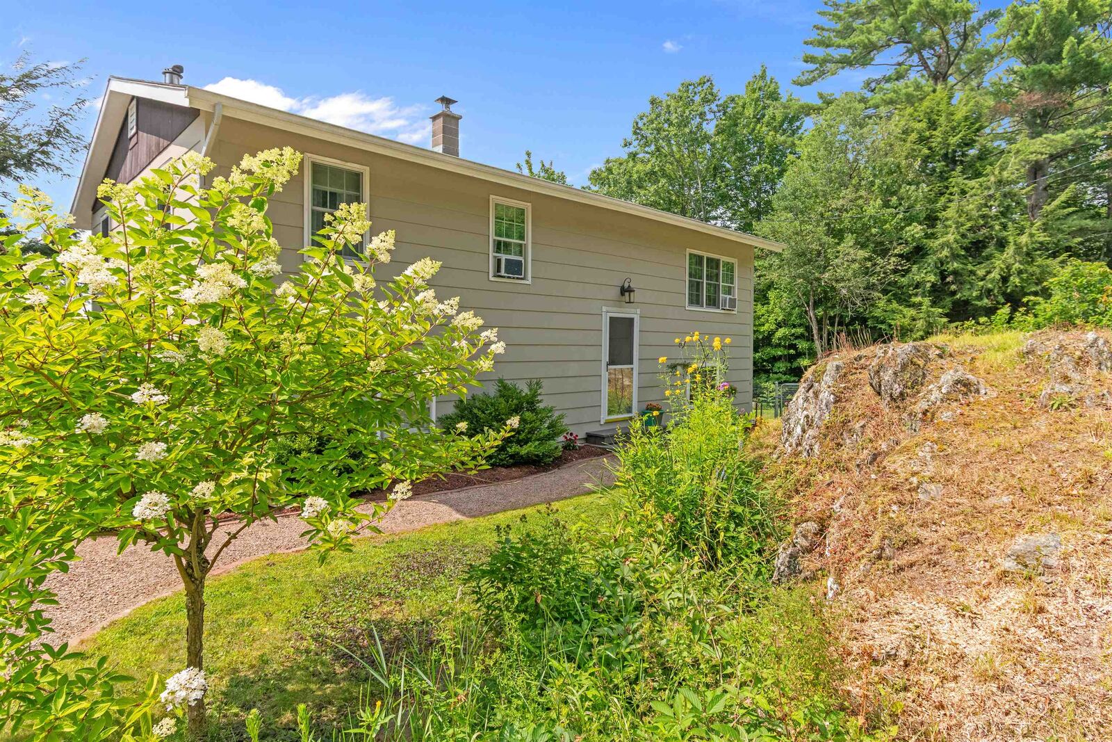 Property Photo: 950 Osgood Hill Road VT 05494