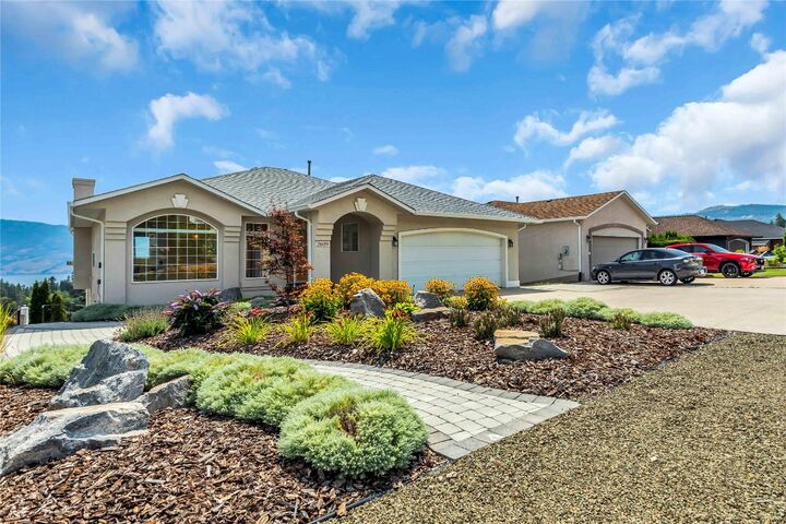 2609 Wild Horse Drive  West Kelowna BC V4T 2K9 photo