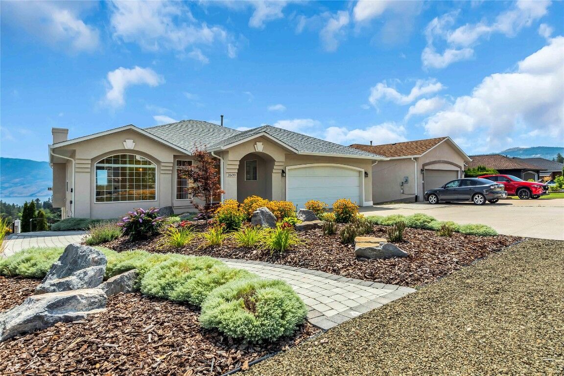 Property Photo: 2609 Wild Horse Drive BC V4T 2K9