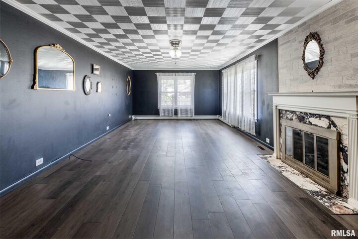 Property Photo:  1205 N Mayor Caliper Drive  IL 62918 