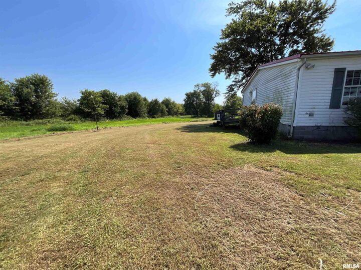 Property Photo:  7106 Krutsinger Road  IL 62854 