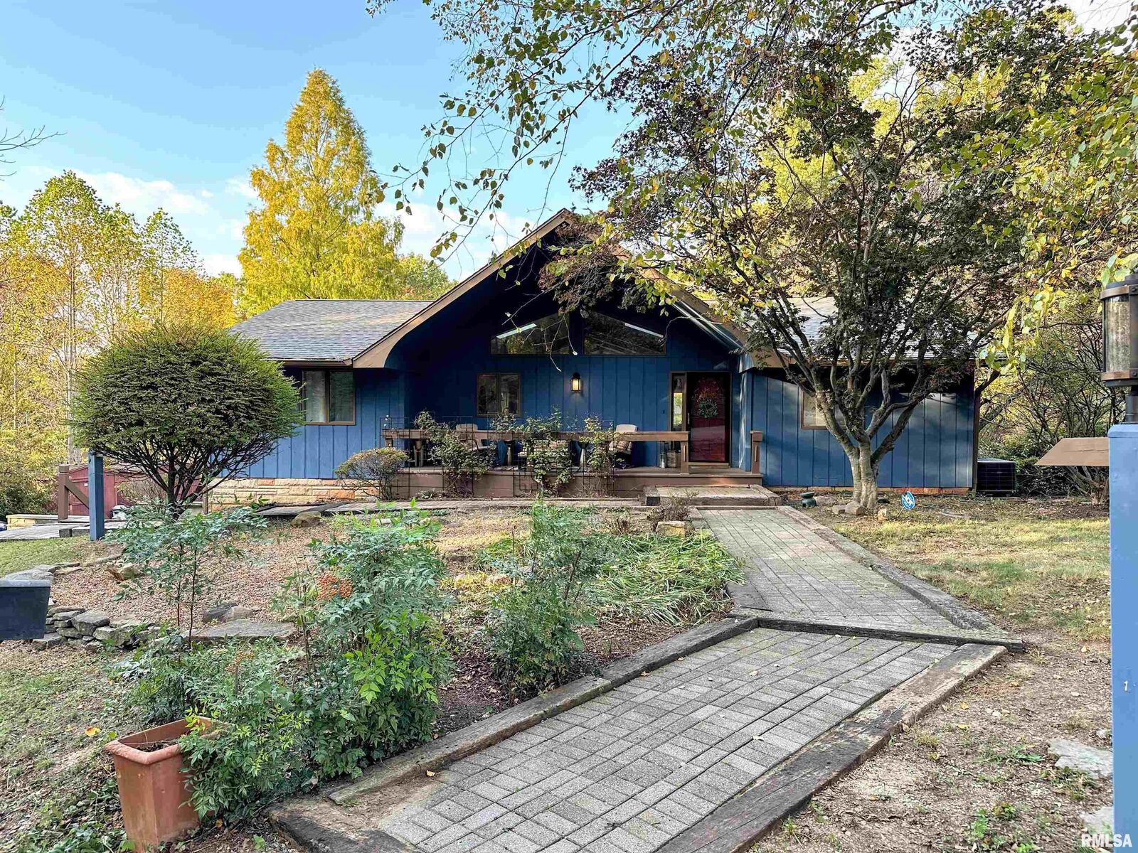 Property Photo: 73 Upper Brush Hill Road IL 62901