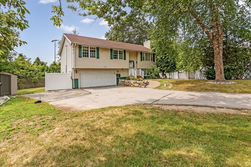 Property Photo:  156 Mount Vernon St  MA 01843 
