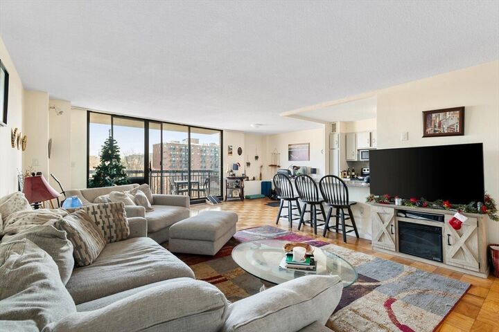 Property Photo:  50 Longwood Ave 712  MA 02446 