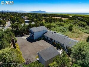 Property Photo:  89796 Sea Breeze Dr  OR 97146 
