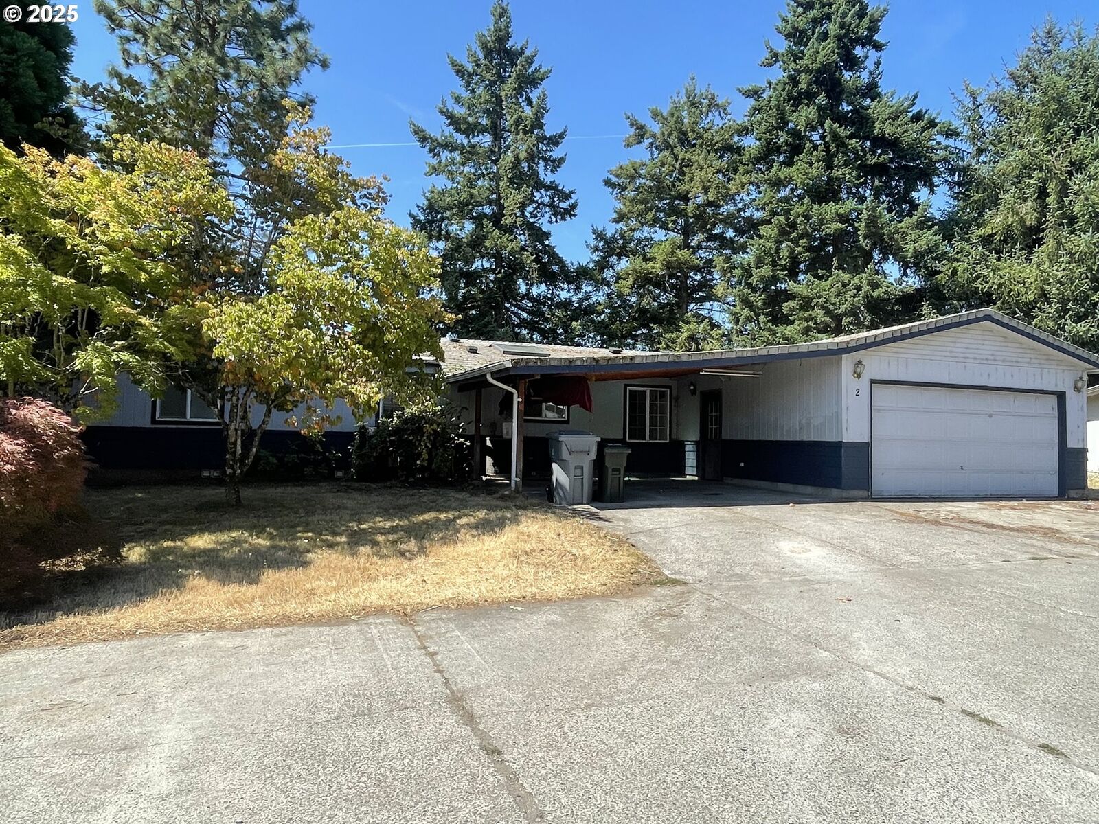 Property Photo:  1655 S Elm St 2  OR 97013 