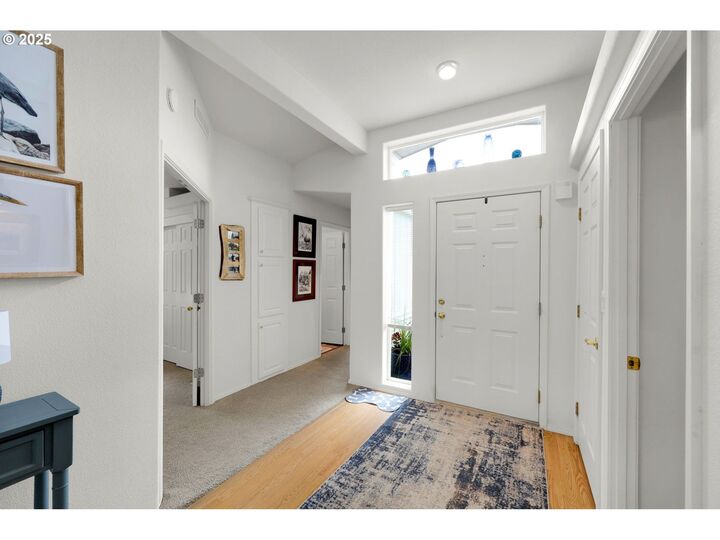 Property Photo:  119 Tyson Dr  OR 97424 