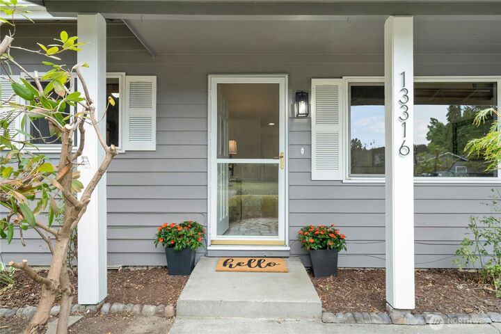 Property Photo: 13316 121st Avenue NE WA 98034