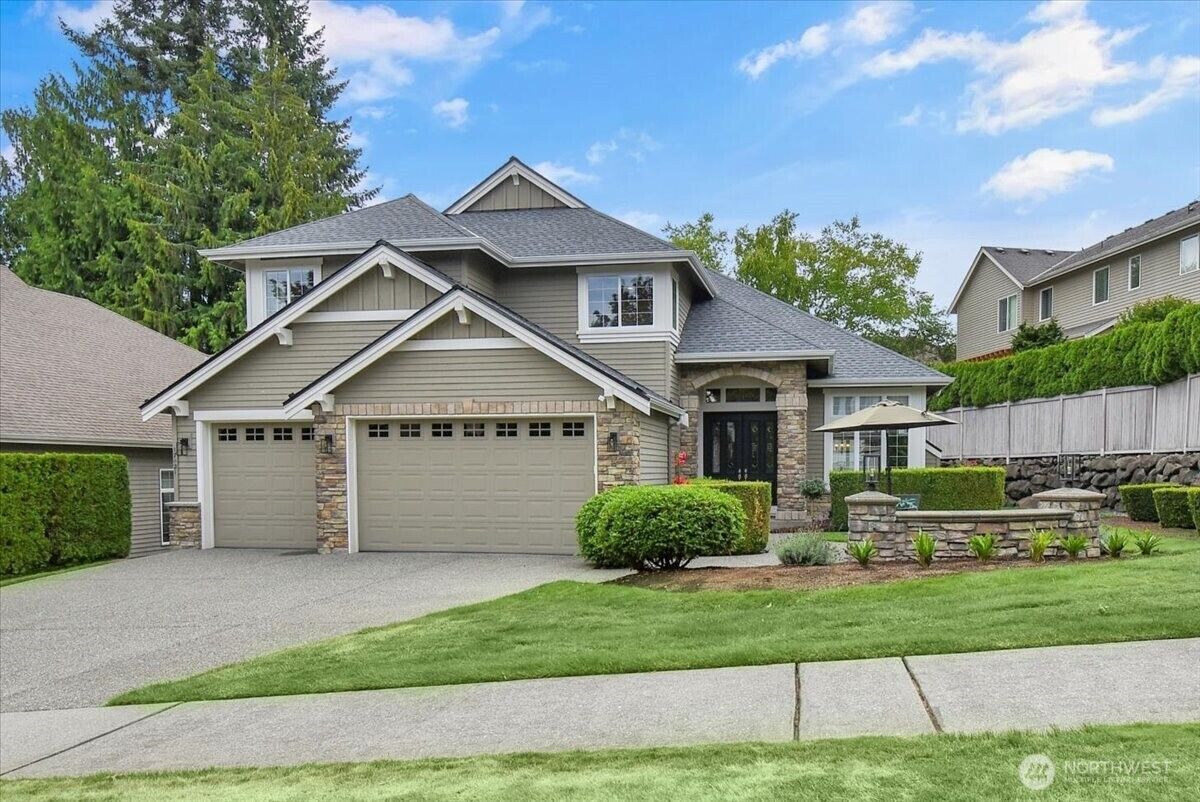 Property Photo: 17421 NE 119th Way WA 98052