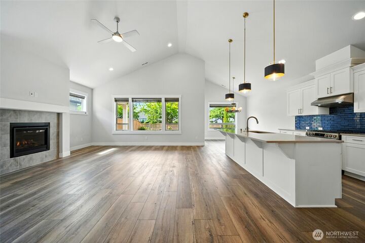 Property Photo: 286 Champagne Way WA 99362