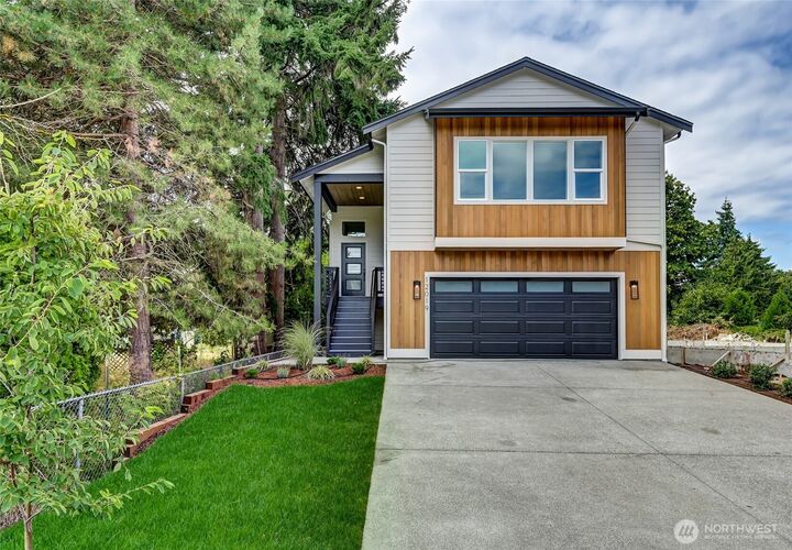 12019  44th Avenue S  Tukwila WA 98168 photo