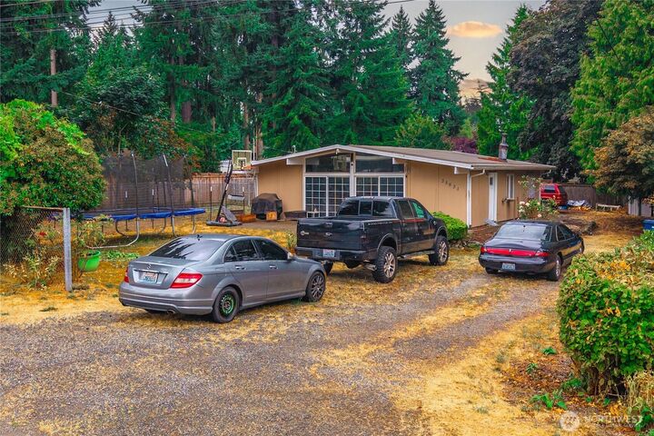 35631  13th Avenue SW  Federal Way WA 98023 photo
