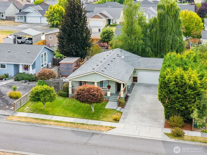 Property Photo: 1411 Elk Loop WA 98382