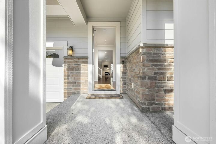 Property Photo: 4996 233nd Avenue SE WA 98029