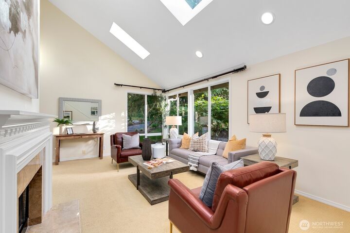 Property Photo: 11404 NE 103rd Street WA 98033