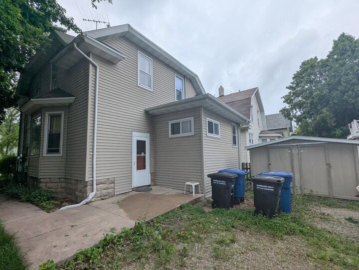 Property Photo: 1222 N Main Street WI 54901