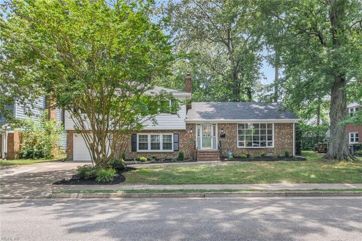 Property Photo: 234 Beauregard Hts VA 23669