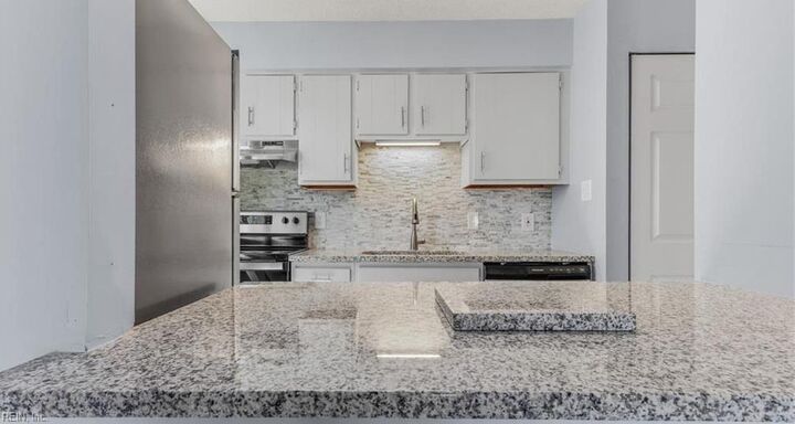 Property Photo:  737 W Ocean View Ave A  VA 23503 