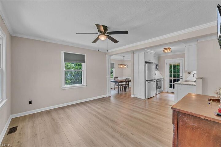 Property Photo:  1006 De Gaule St  VA 23605 