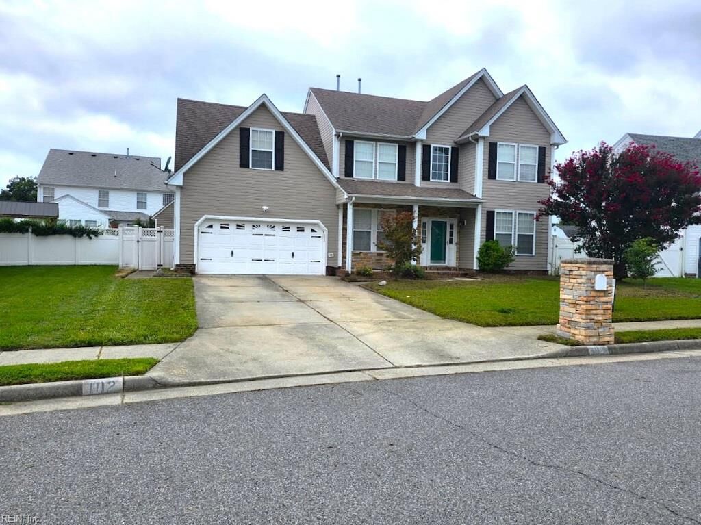 Property Photo:  102 Lakes Edge Dr  VA 23434 