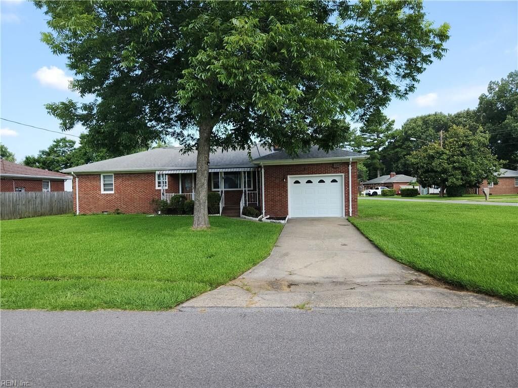 Property Photo:  412 Hartsdale Rd  VA 23462 
