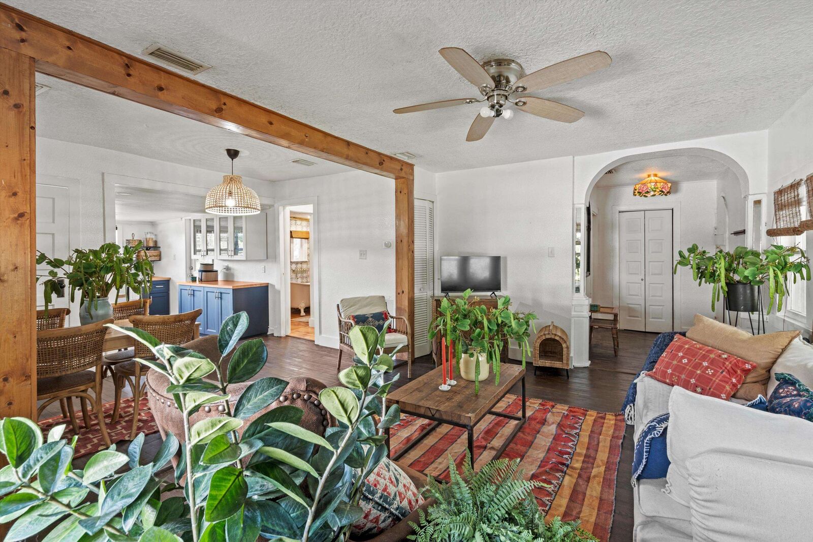 Property Photo: 29 Oak St FL 32084