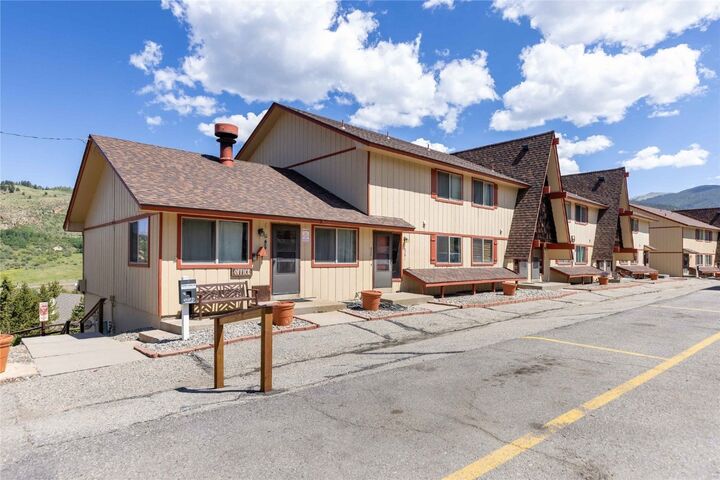 Property Photo:  110 Evergreen Road 201  CO 80435 