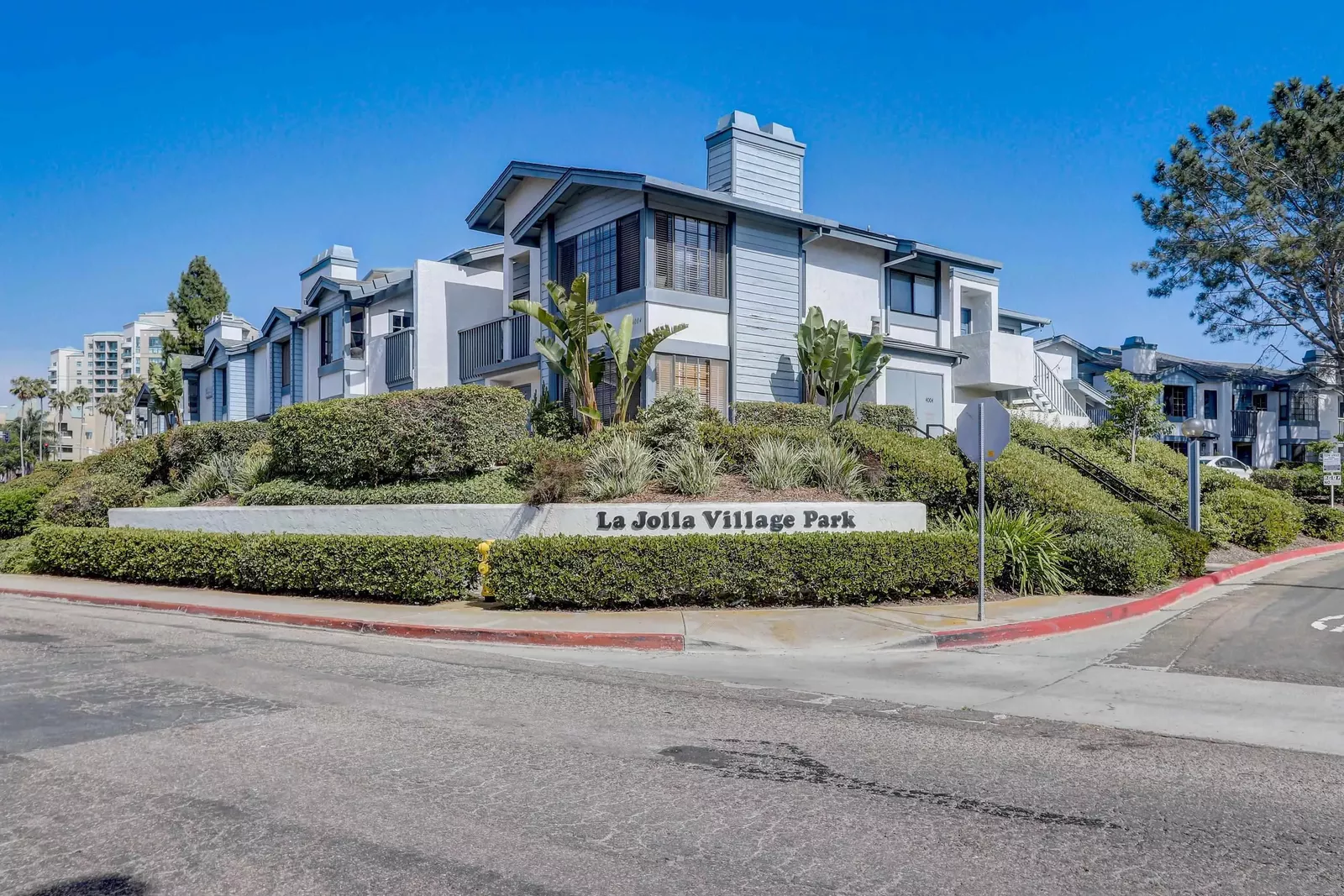 Property Photo: 4084 Crystal Dawn Ln 102 CA 92122