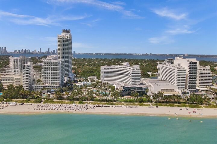 Property Photo:  4401 Collins Ave 2315/2317  FL 33140 