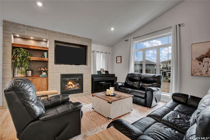 Property Photo: 612 Evergreen Terrace SK S0K 4S2