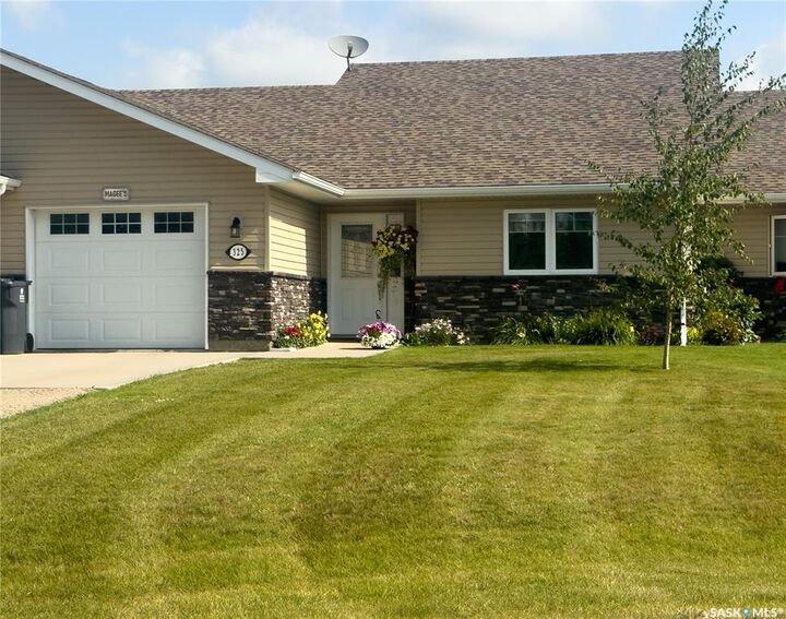 Photo de la propriété: 325 2nd Street SK S0K 4R0