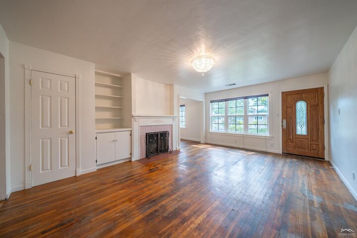Property Photo: 3500 Longview Court CA 96001