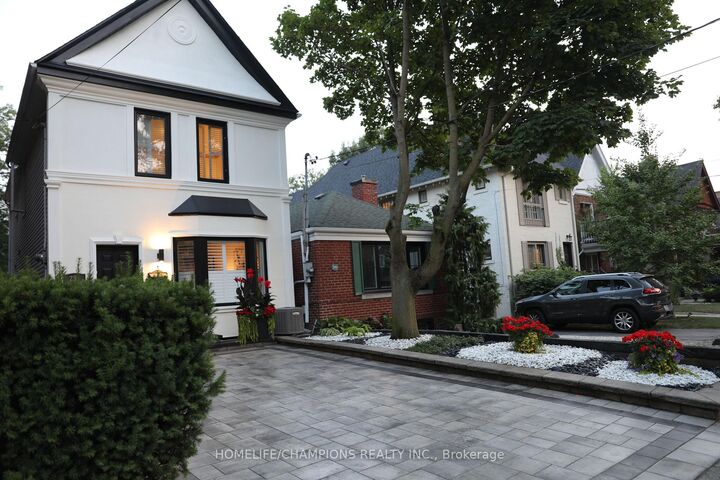 291 St Clair Avenue E  Toronto ON M4T 1P3 photo