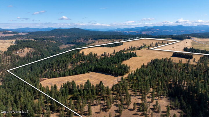 Property Photo:  640 Renlow Rd  ID 83851 