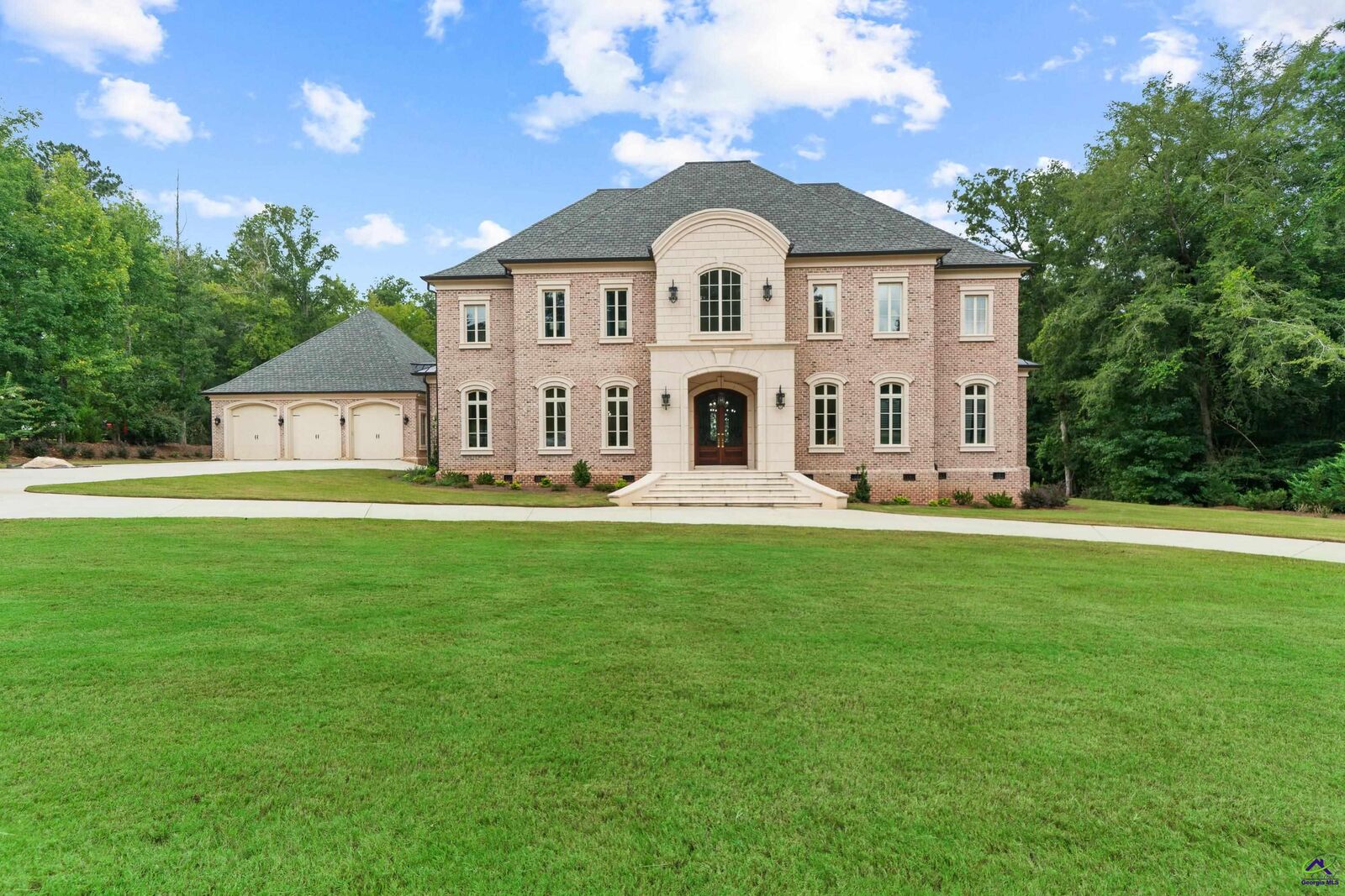 Property Photo:  726 Dunblane Drive  GA 31210 