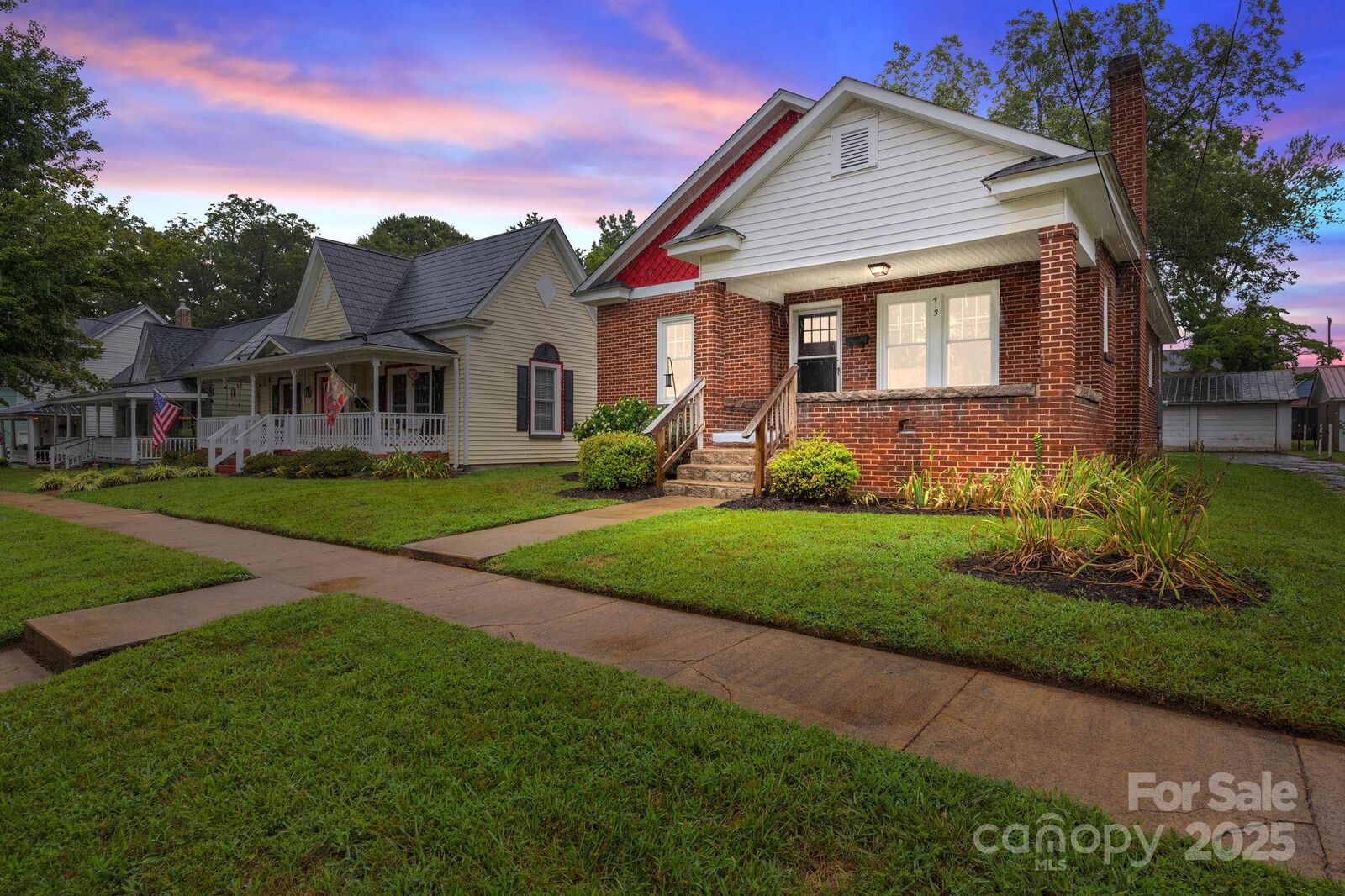 Property Photo:  413 S Rowan Avenue  NC 28159