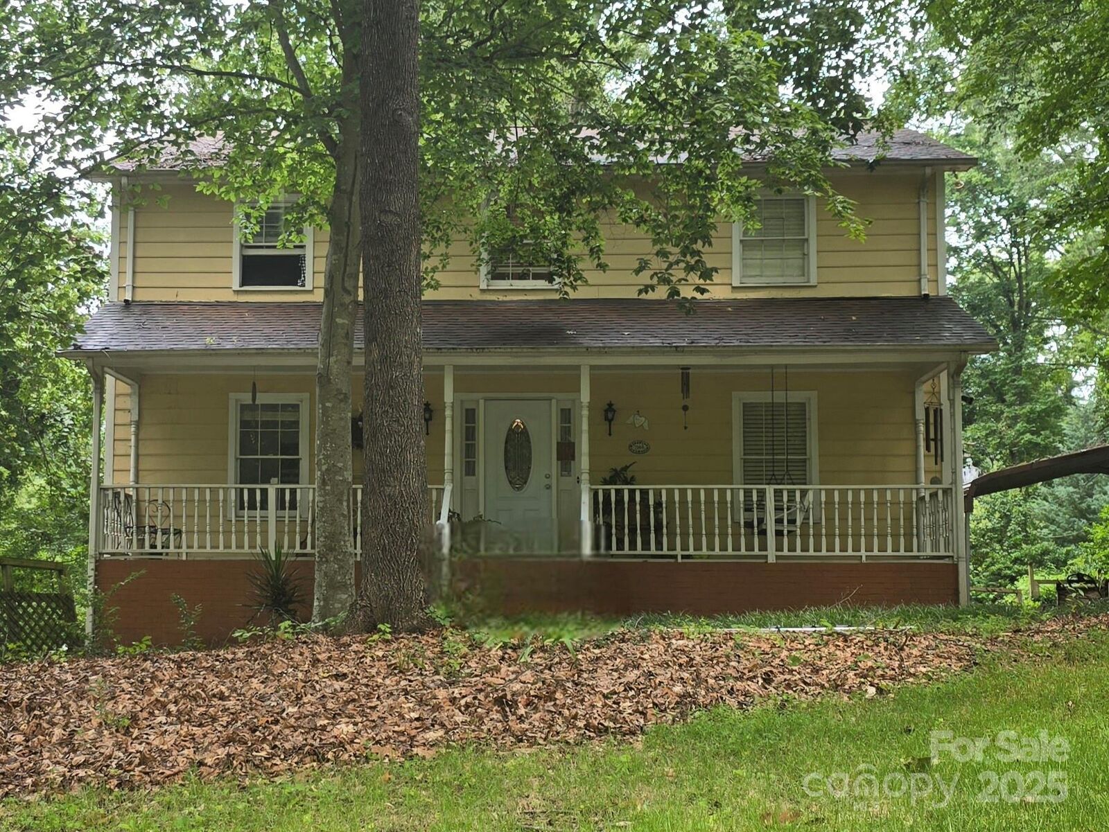 Property Photo: 7144 Chapparall Drive NC 28215