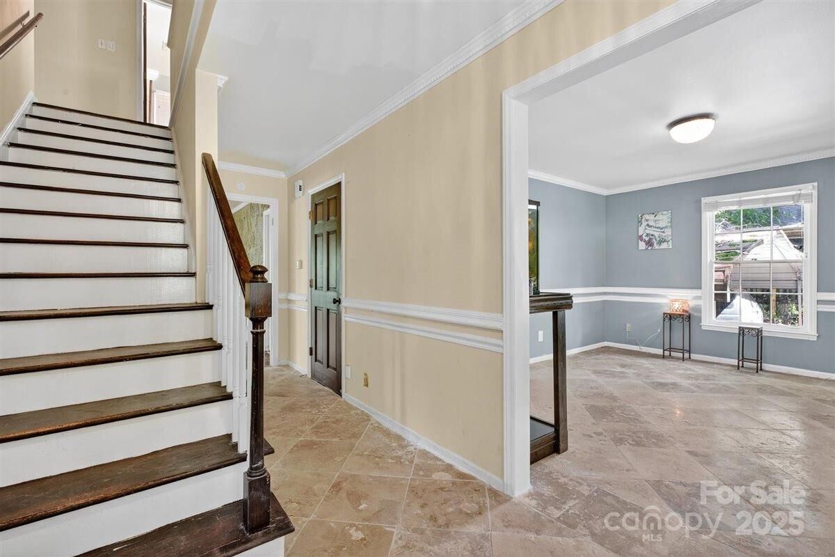Property Photo: 7144 Chapparall Lane NC 28215