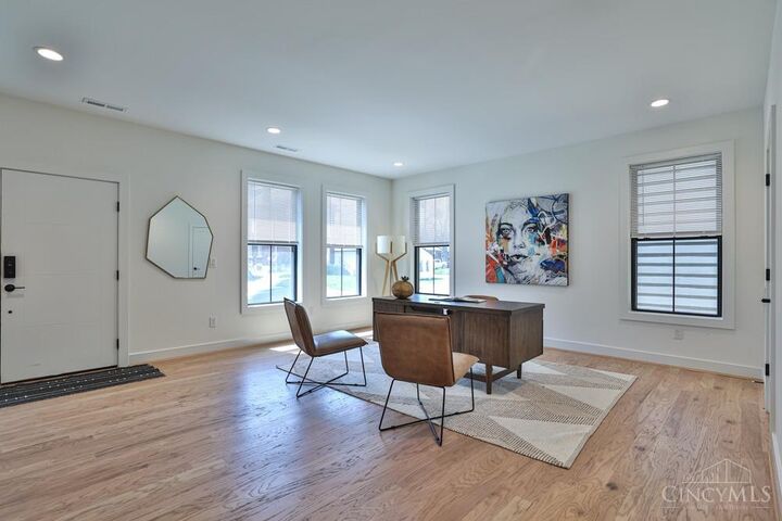Property Photo:  2912 Robertson Avenue  OH 45209 