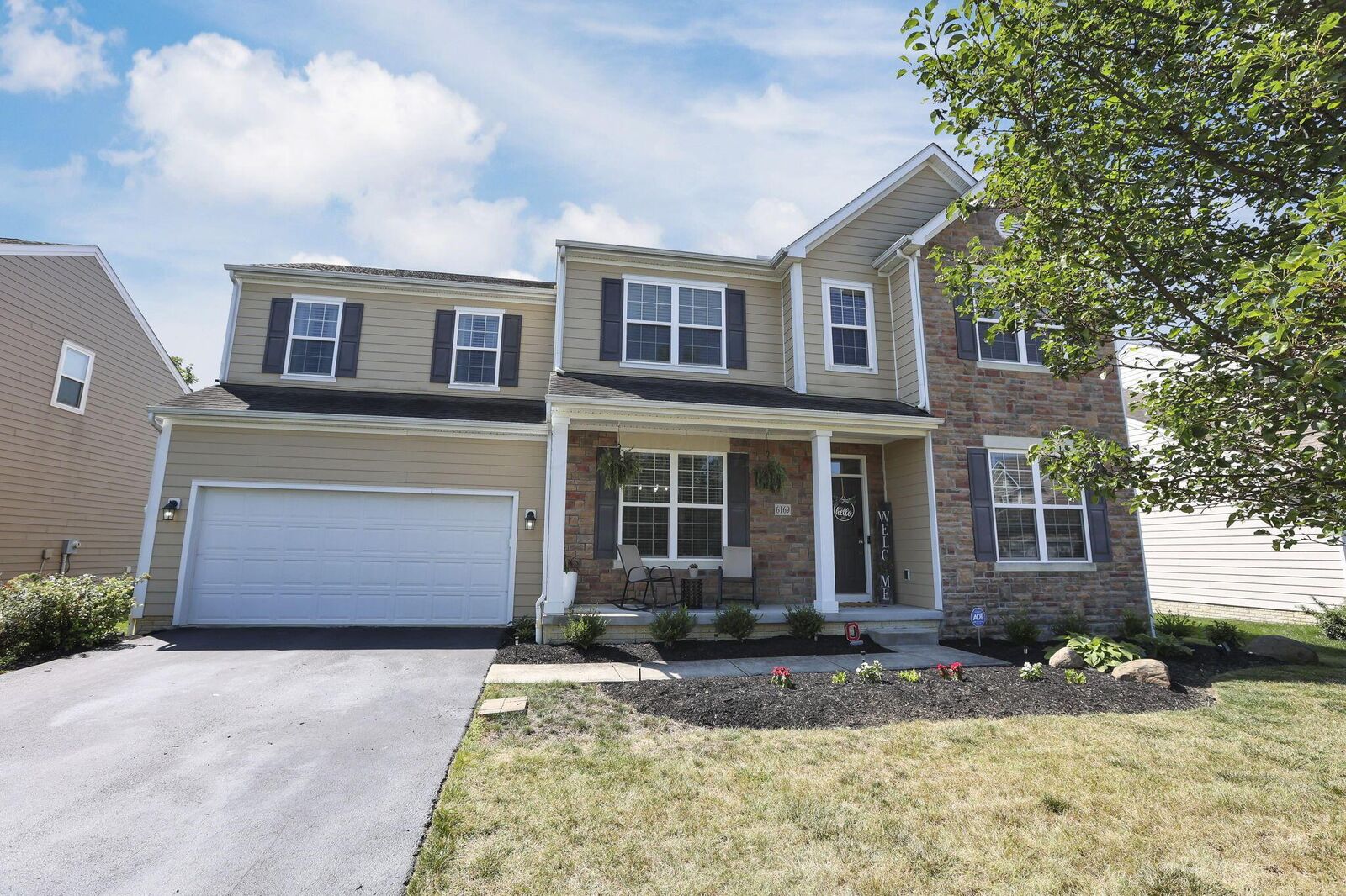 Property Photo: 6169 Baumeister Drive OH 43026