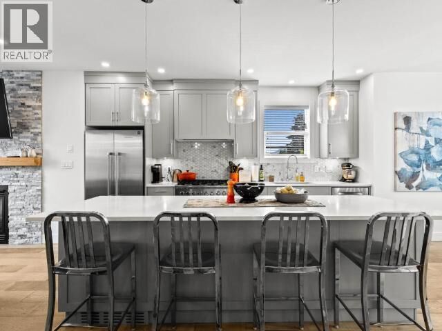 Property Photo: 370 9th Avenue 105 BC V2C 0H9