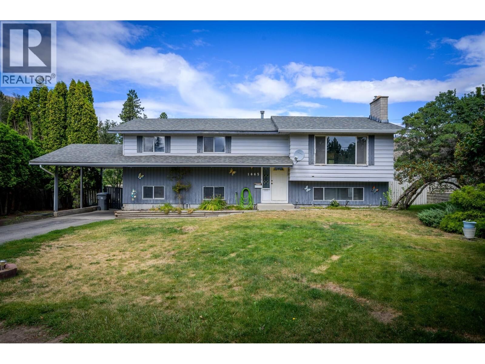 Property Photo: 1665 Monterey Place BC V2E 1B2
