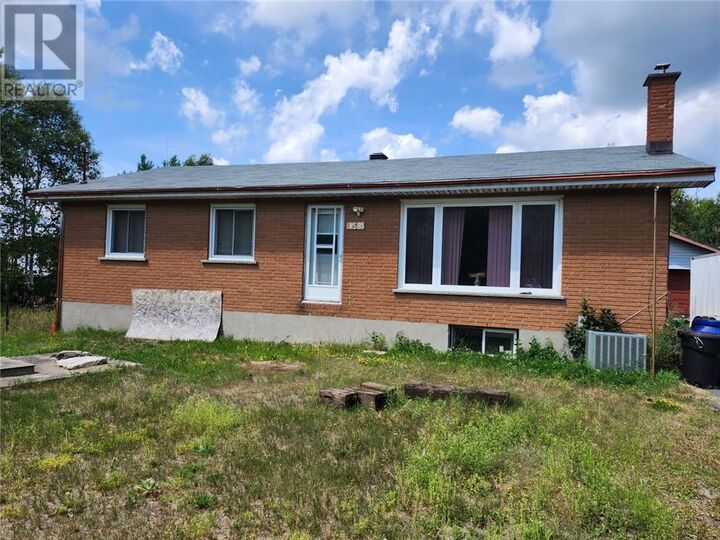 1585 Skead Road  Garson ON P3L 1V6 photo